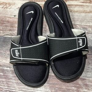 Nike Black Slide Sandals with comfort footbed